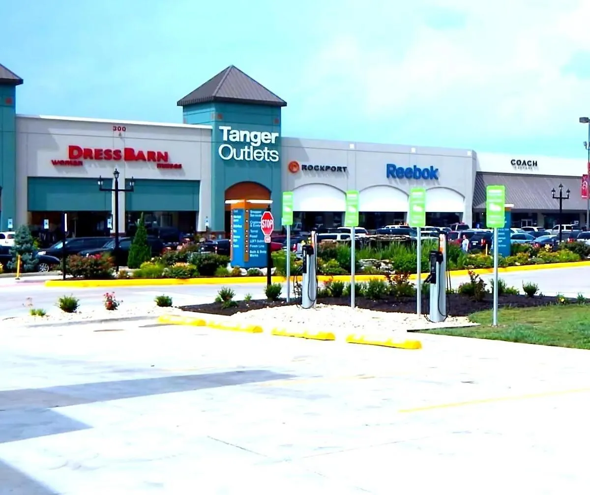 Spring Break Special! Between Strip & Sdc, 2903-6 Apartment Branson