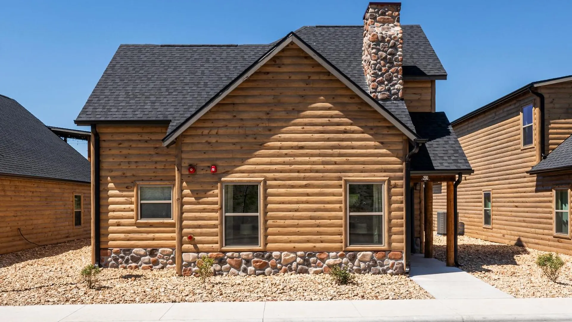 Lakefront Haven With Hot Tub And Gym Branson