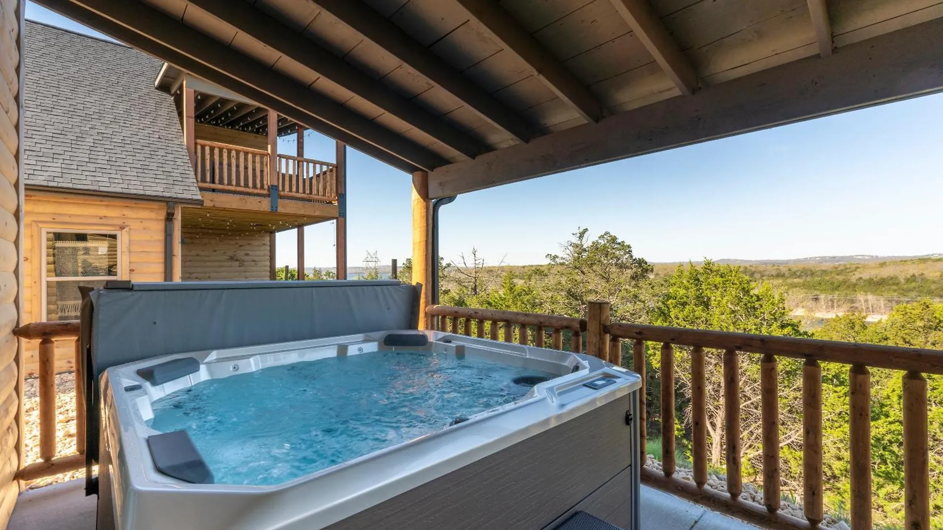 Lakefront Haven With Hot Tub And Gym Branson