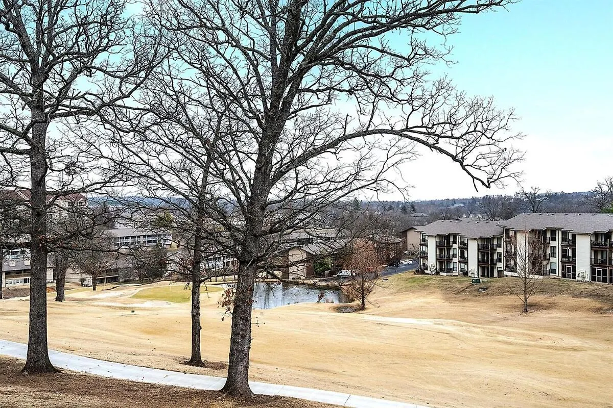 Spring Break Special! Golf, In, Outdoor Pools, 52-7 * Branson