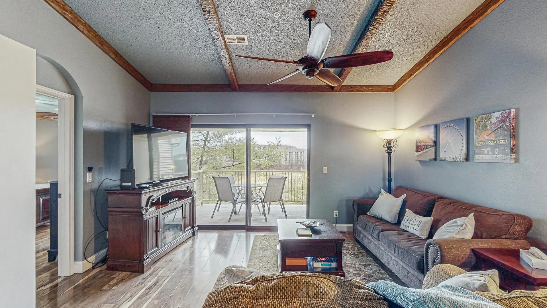 Apartment Hilltop Hideaway