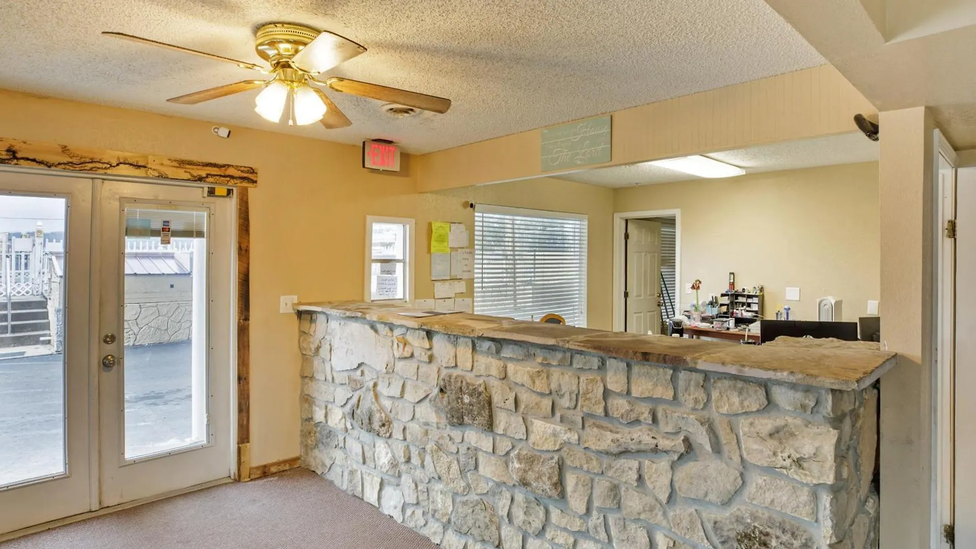 Oyo Mo-165 Hotel Branson