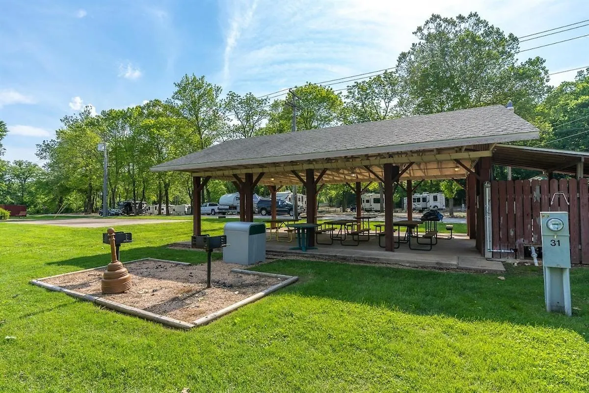 Fall Creek 58-8, Pet Friendly, Great Location Branson