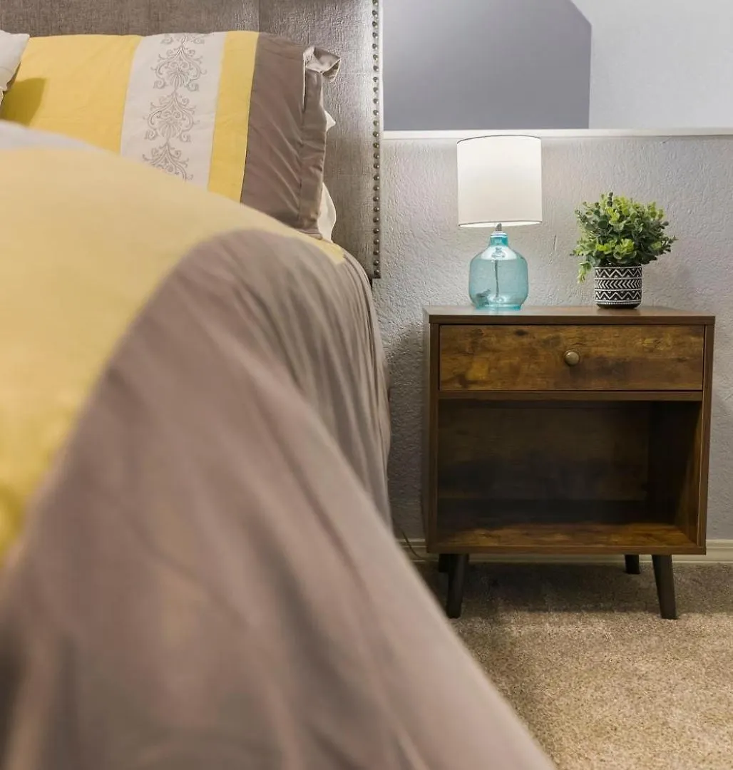 Apartment Fall Creek 58-8, Pet Friendly, Great Location *