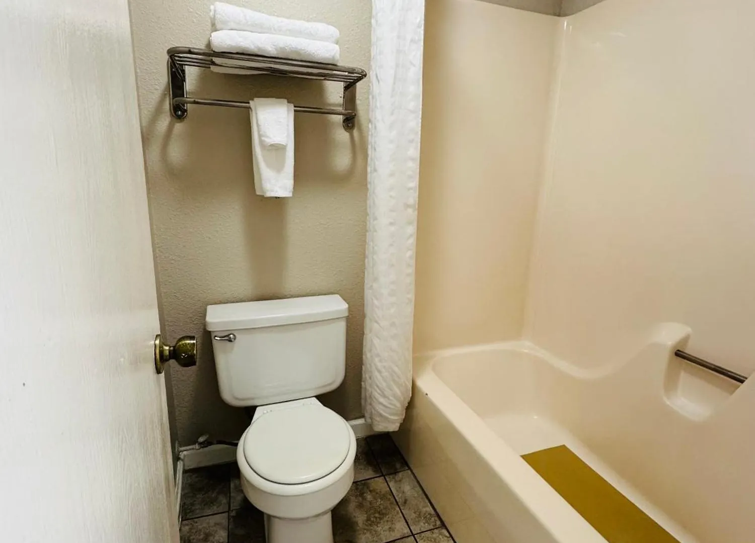 Hotel Oak Grove 3*