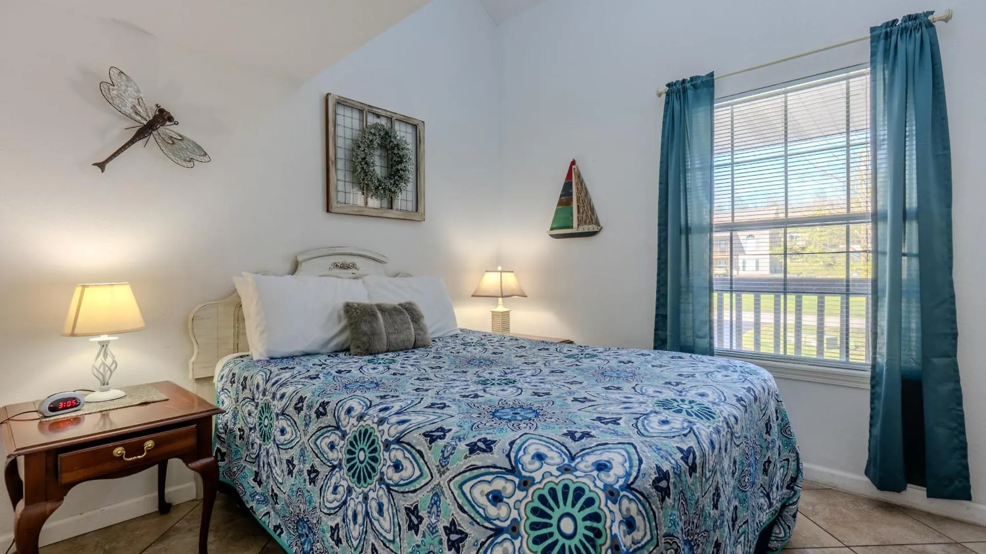 Holiday home 2br Cozy With View - Centrally Located - Stairs Required - Free Tickets Included - Fc 44-7 Branson