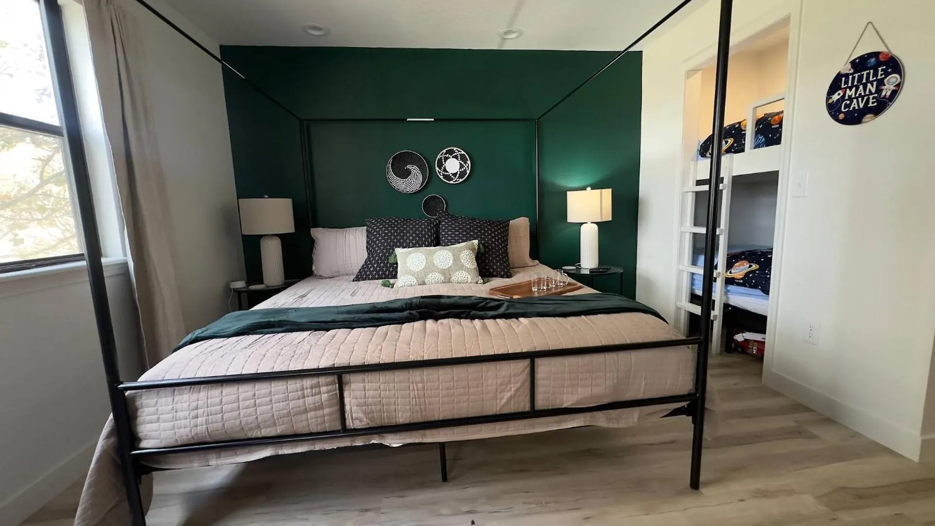 Apartment Indoor Pool/bunk/2 King/arcade/foosball/hot Tub! *