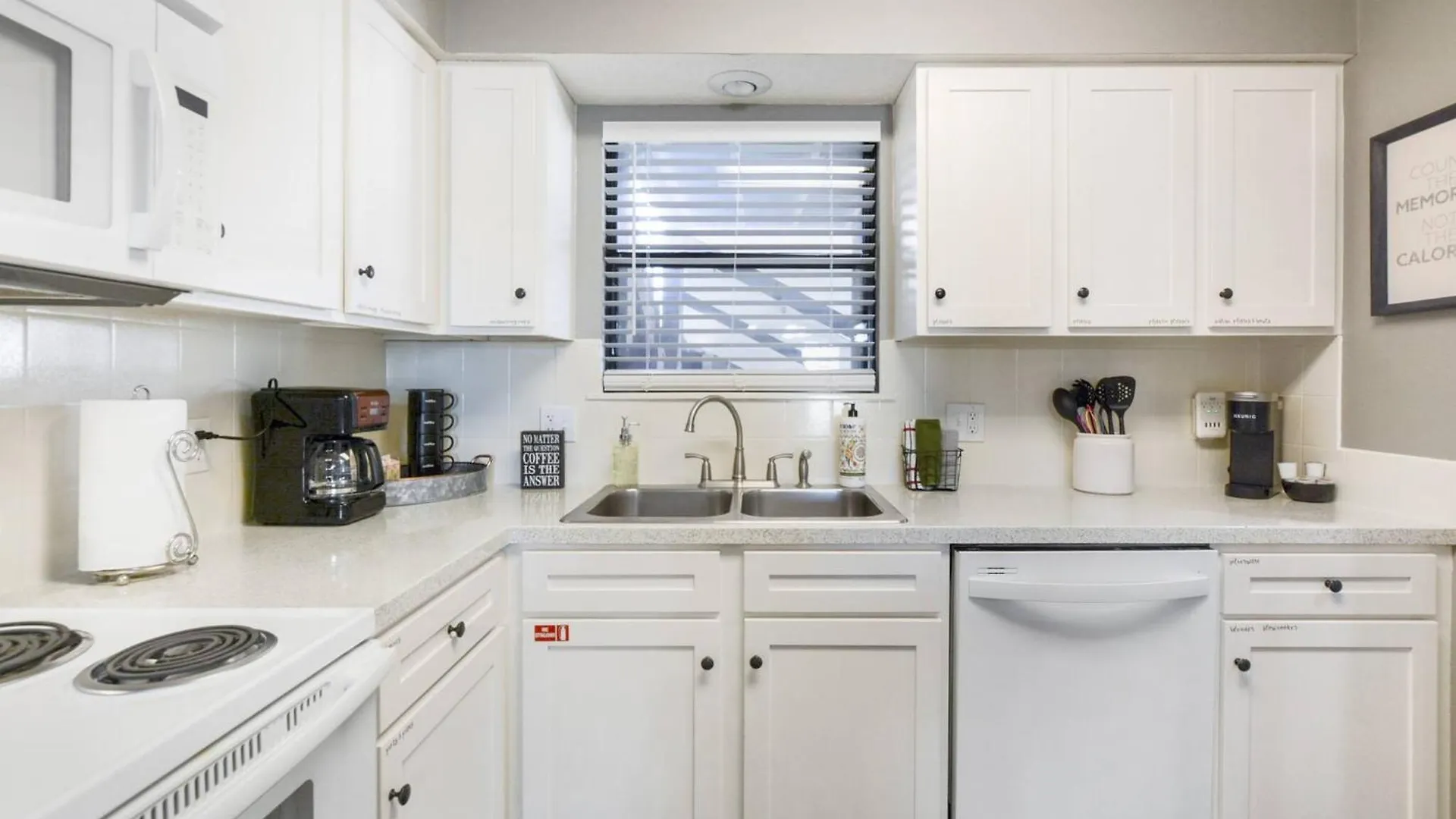 Apartment Walkin/pools/hot Tub/golf Front/lake Beauty *
