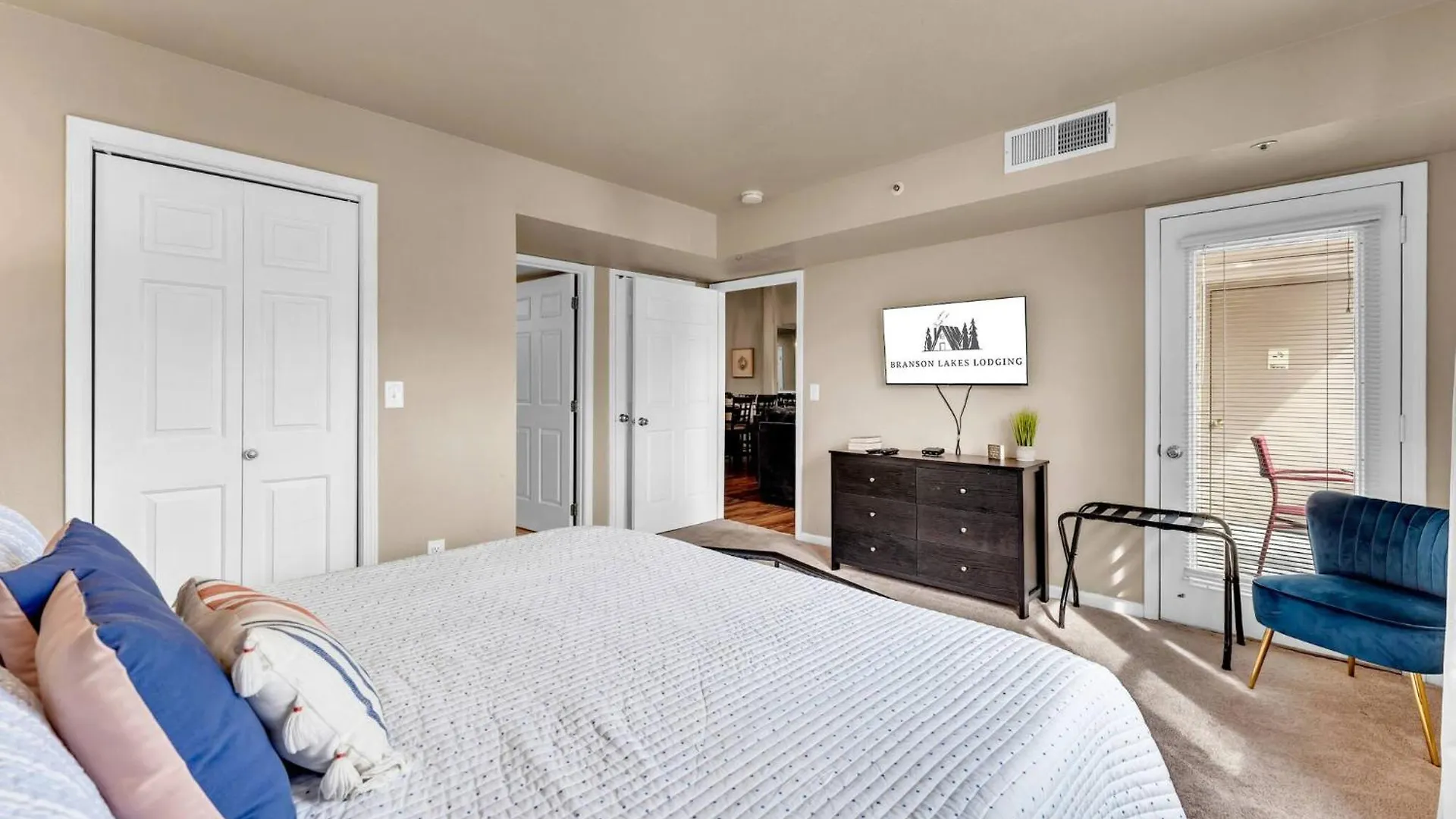 Indoor Pool/hot Tub, Pickleball, Golf And Lake! Apartment Branson