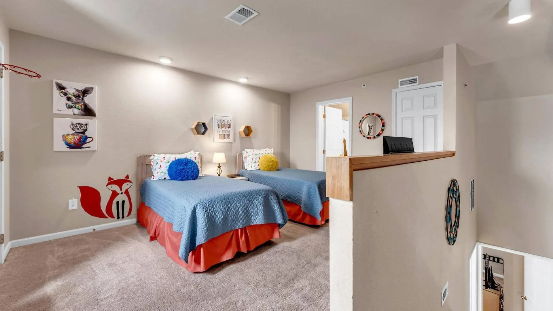 Indoor Pool/hot Tub, Pickleball, Golf And Lake! Apartment *