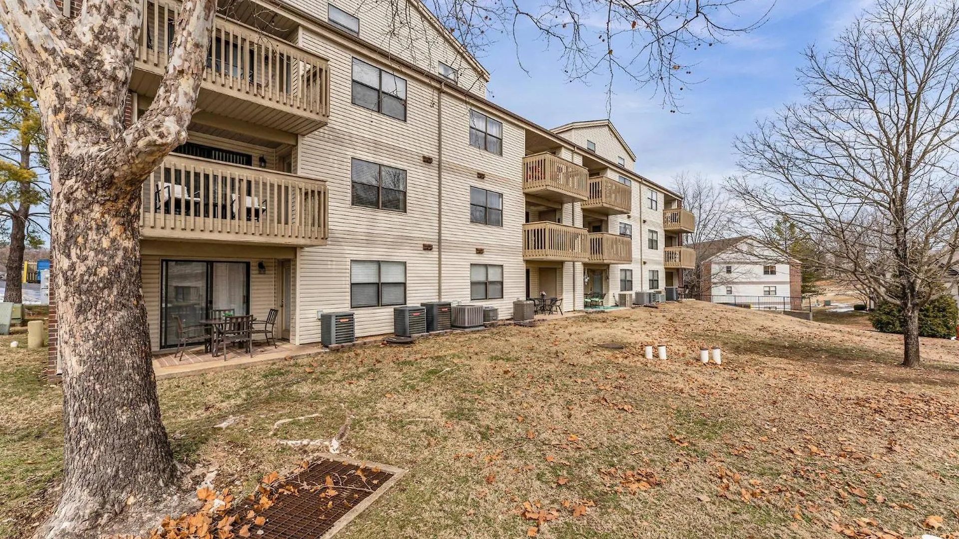 Indoor Pool/hot Tub, Pickleball, Golf And Lake! Apartment *