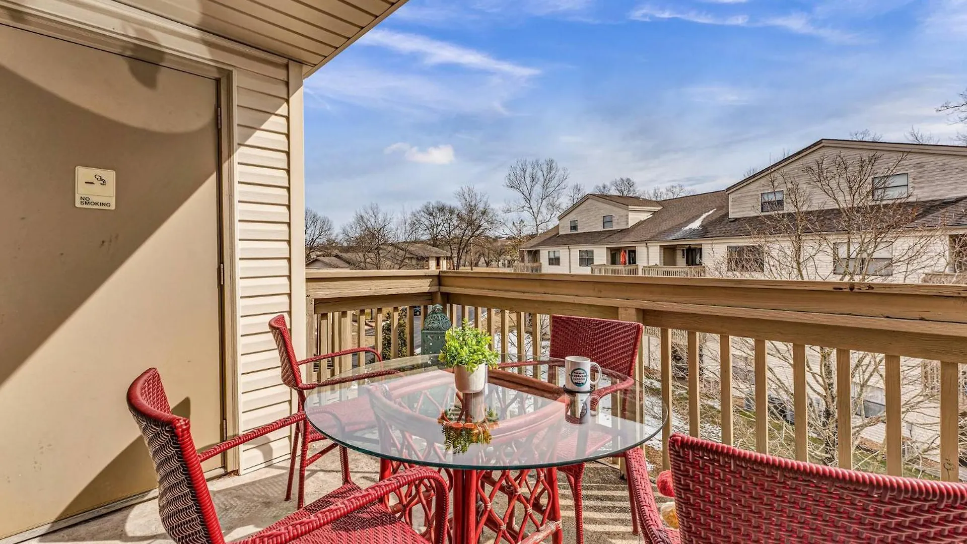 Indoor Pool/hot Tub, Pickleball, Golf And Lake! Apartment *