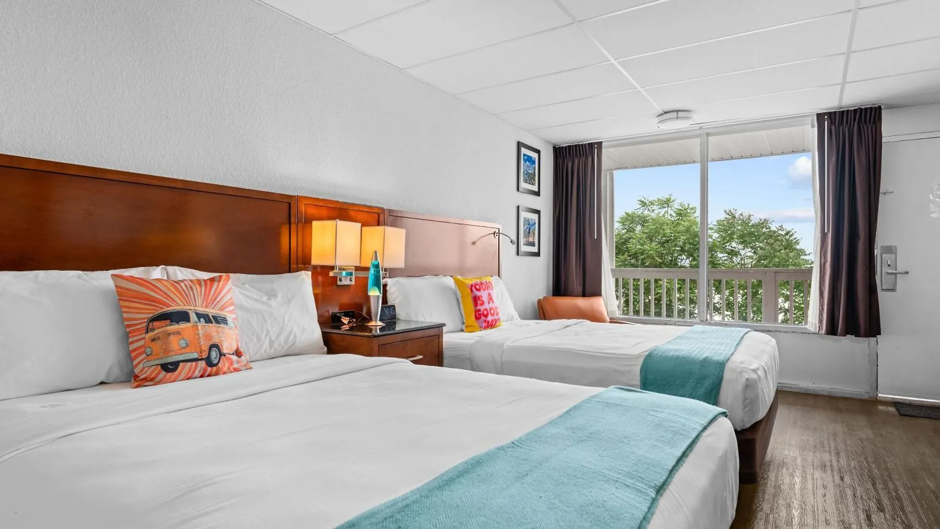 Hotel The Retro 3*