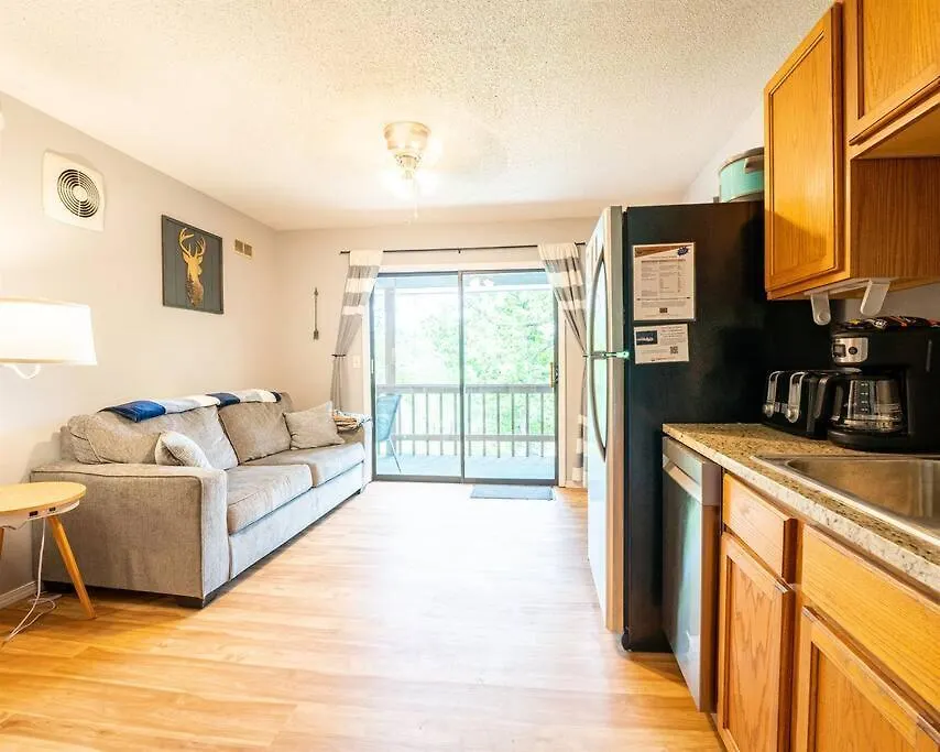 Apartment Indian Point #12 At Tribesman On Table Rock Near Silver Dollar City, Branson