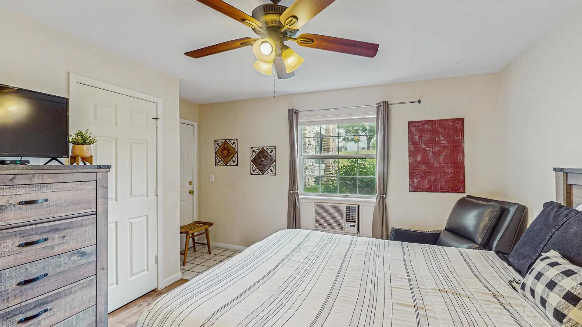 Apartman Golf-front At Hills *