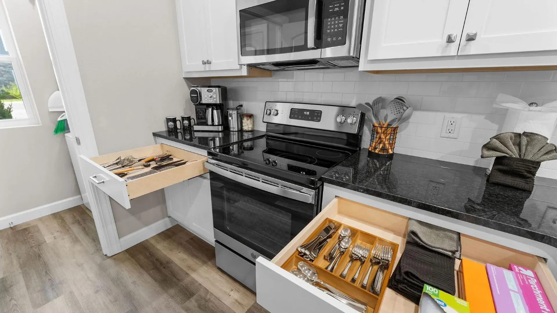 Appartement New! - Walk-in Sleeps 8
