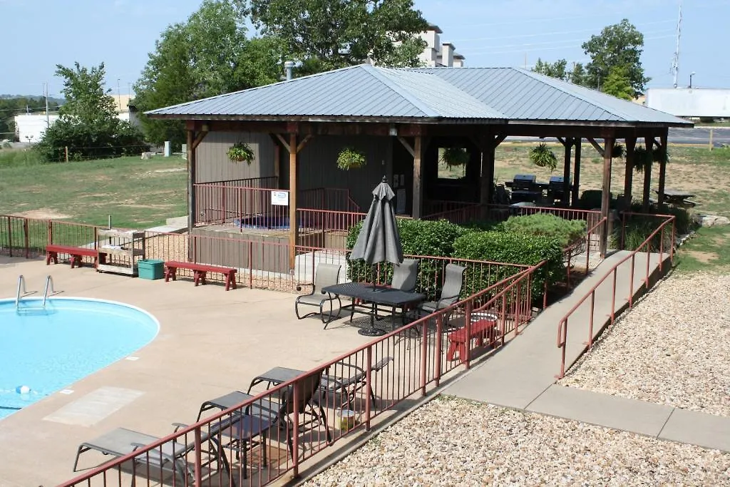Outback Roadhouse & Hotel Branson