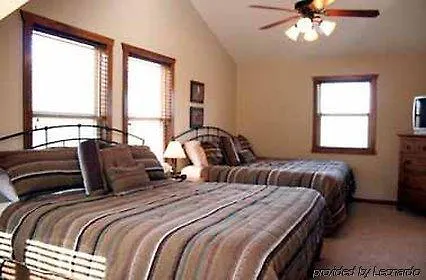The At Table Rock 3*
