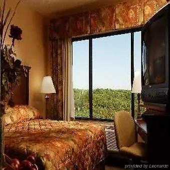 Grand Plaza