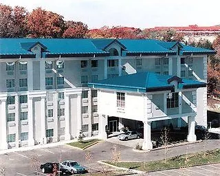 The Colonnade Hotel 3*