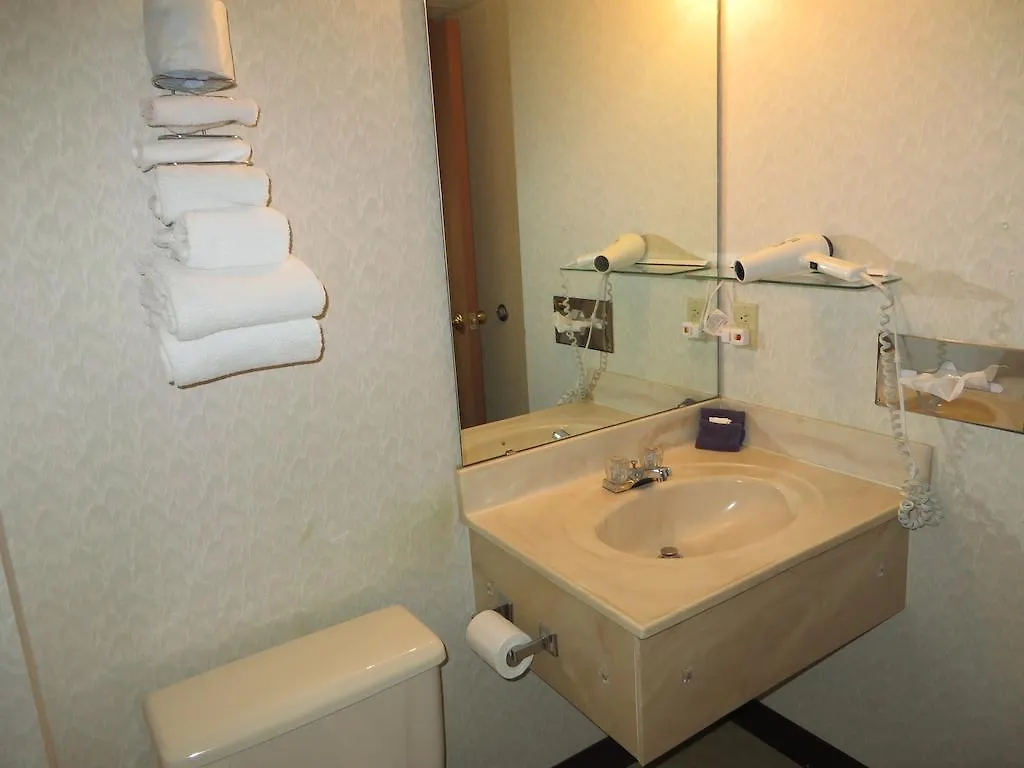Hotel The Colonnade 3*