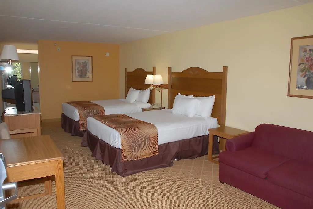 Hotel Ramada And 2*