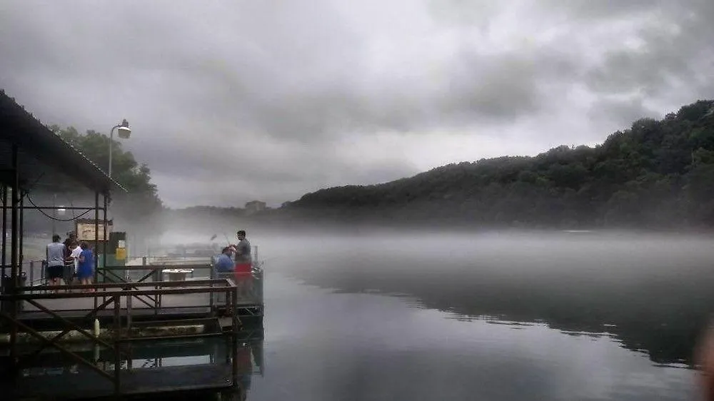 Resort Taneycomo Lakefront 4*