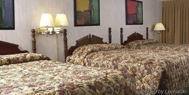 Angel Near Imax, A Travelodge By Wyndham Hotel 3*
