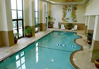 Grand Plaza Hotel 3*