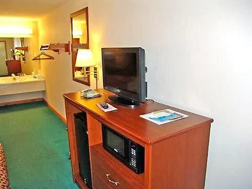 Motel Super 8 By Wyndham - Shepherd Of The Hills Exwy