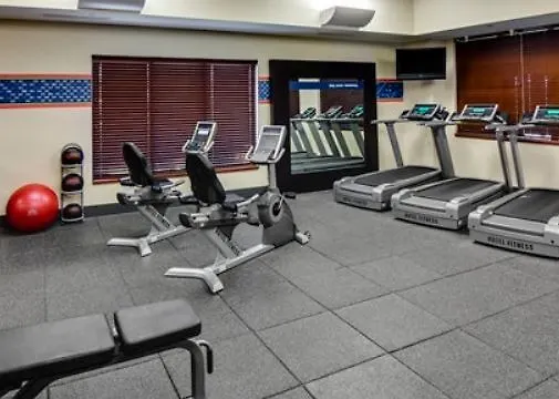 Hotel Hampton - Hills 3*