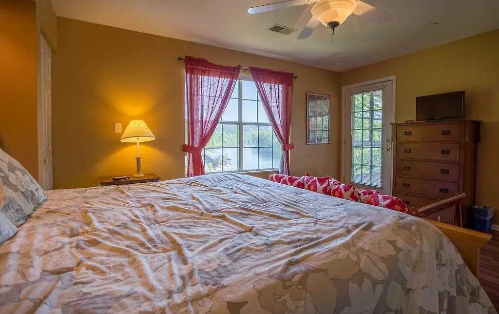 Apartment Taneycomo