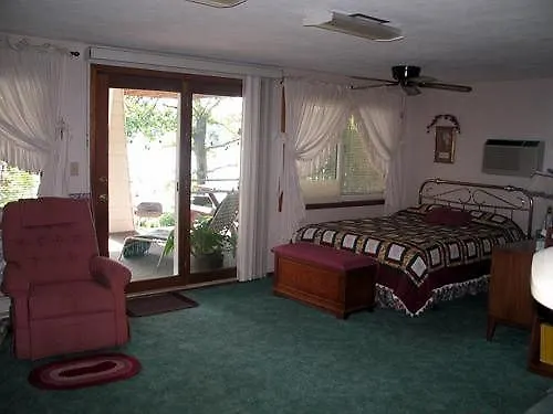 Lakeshore Bed & Breakfast Indian Point