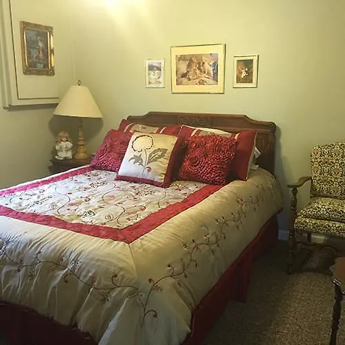 Lakeshore Bed & Breakfast Indian Point