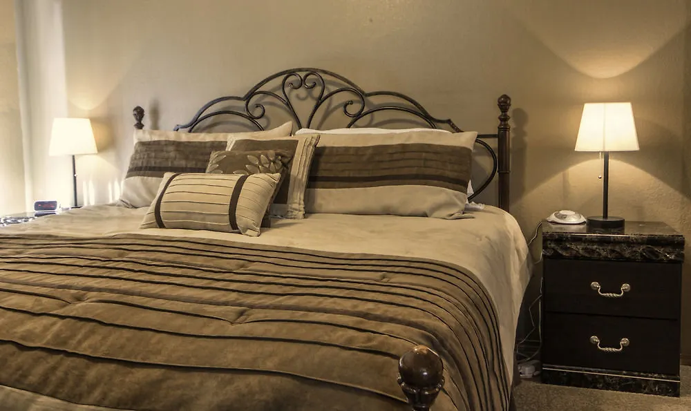Hotel Branson Silver Dollar