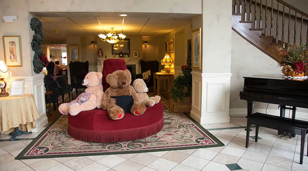 Grand Victorian Hotel 3*