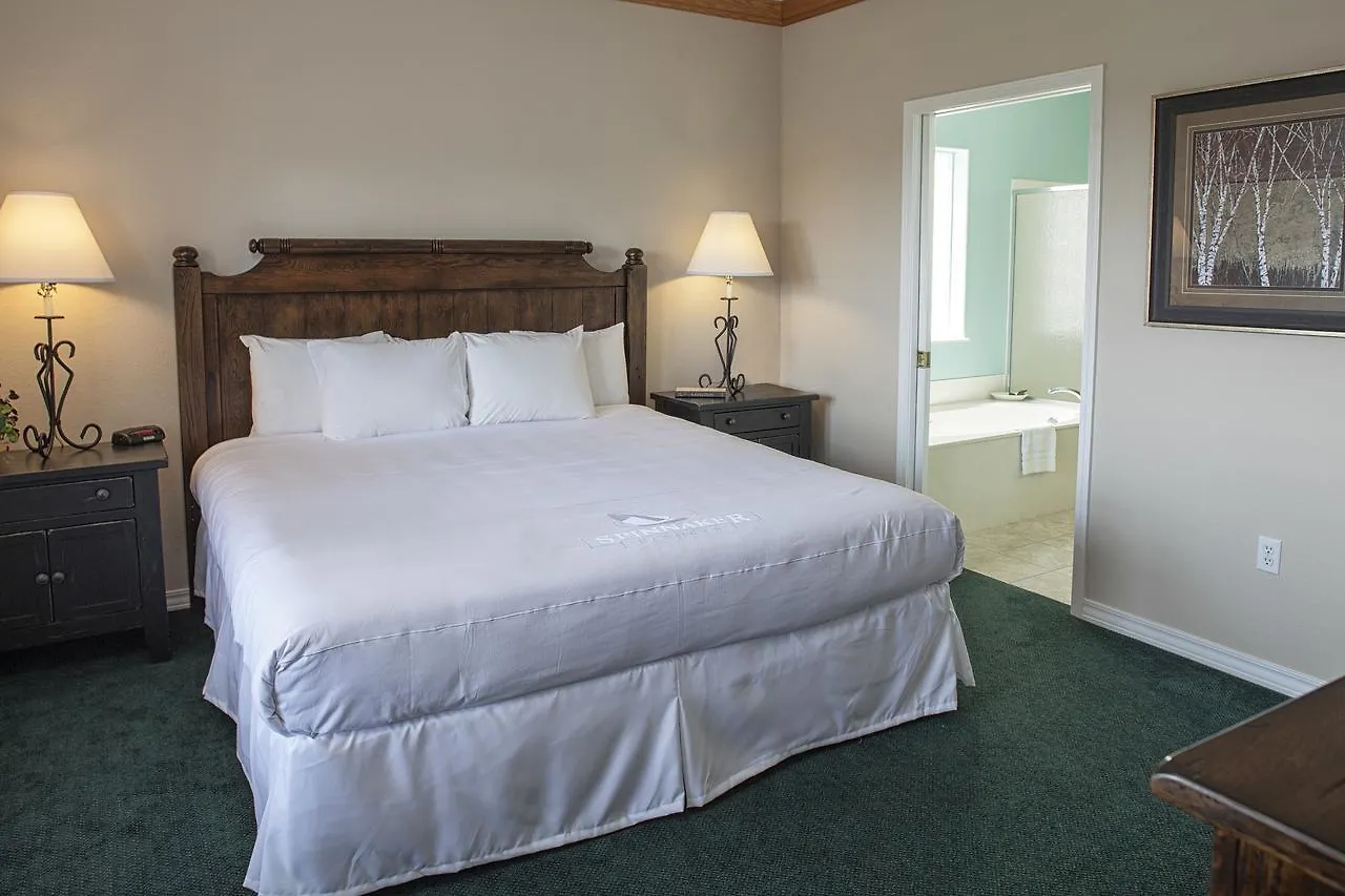 Palace View By Spinnaker Hotell 4*