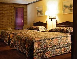 Stratford House 3*