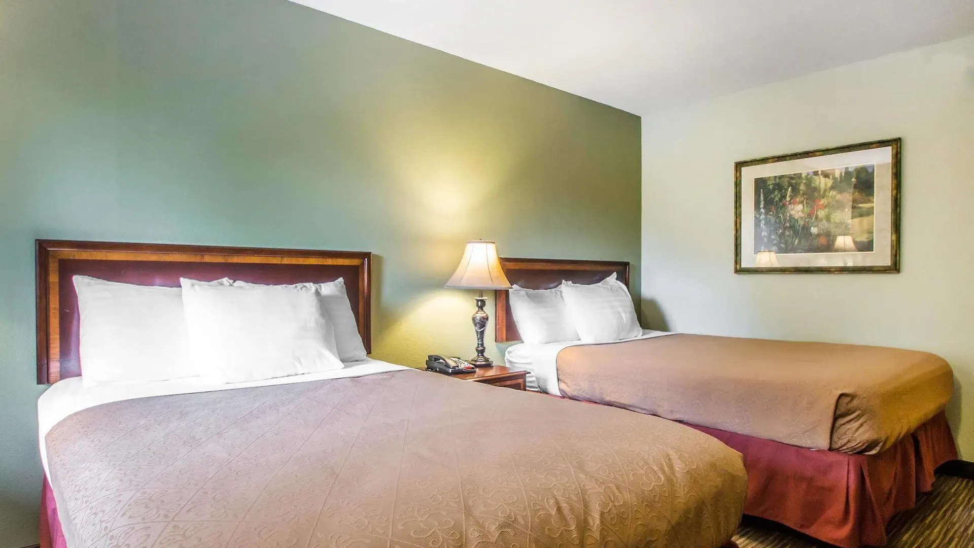 Hotel Baymont By Wyndham Thousand Hills