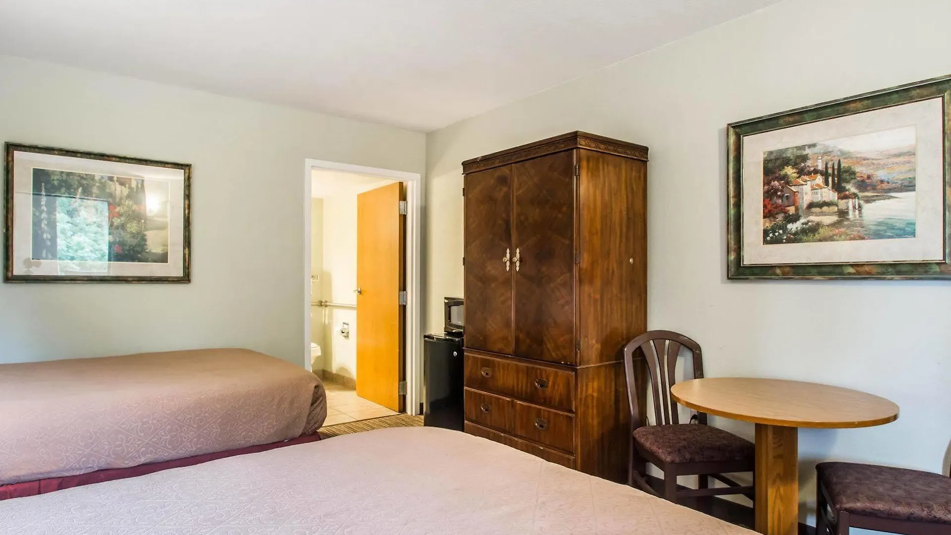 Hotel Baymont By Wyndham Thousand Hills Branson