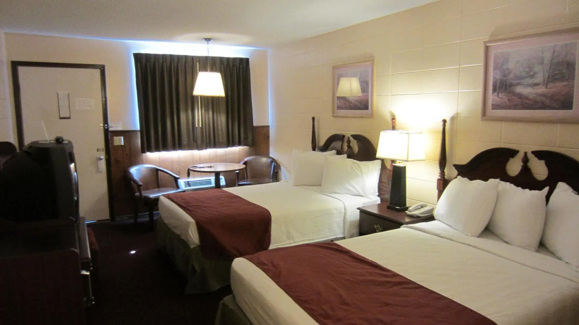 Motel Americas Value & - Near The Strip 2*