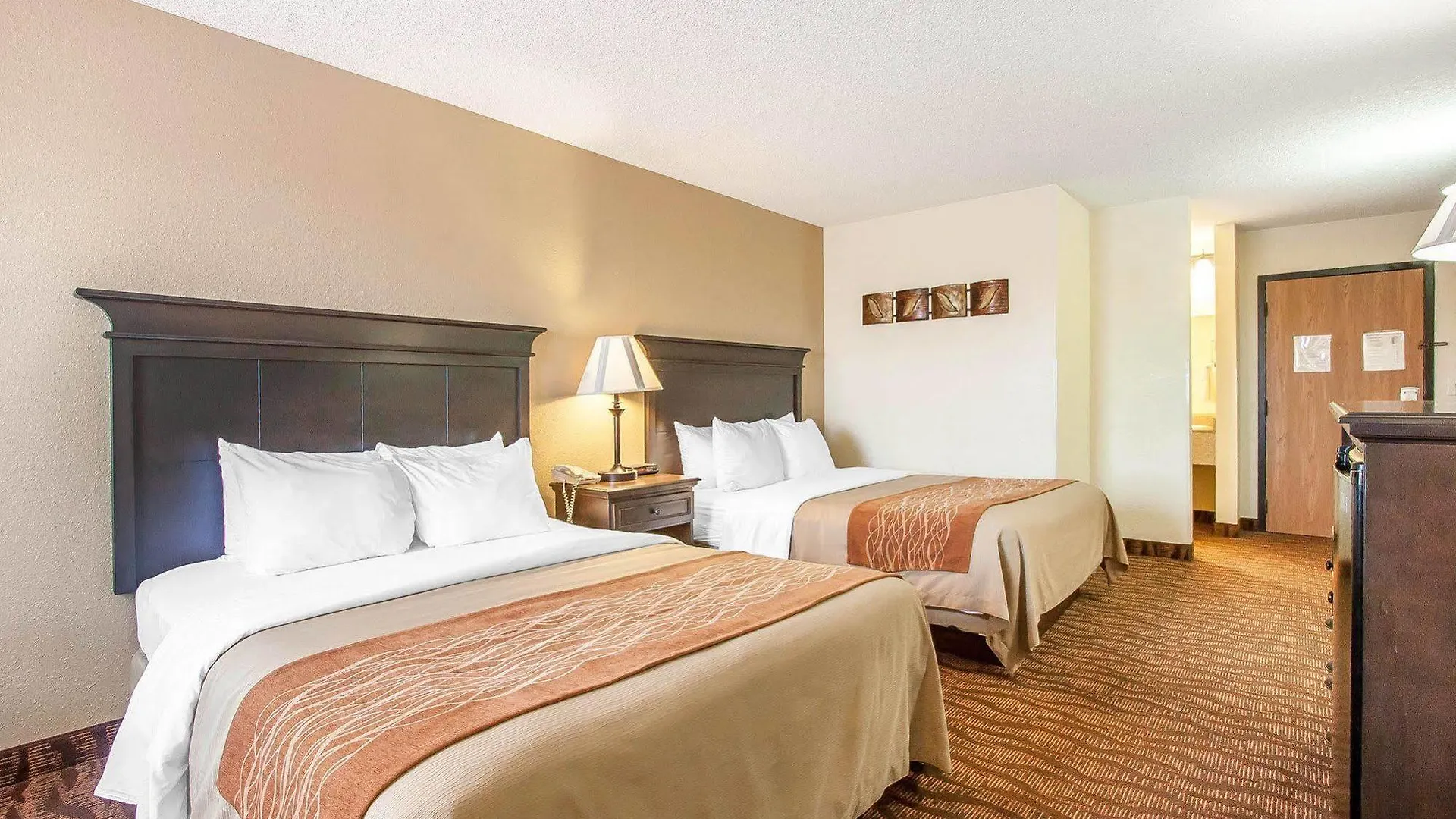 Inn Comfort At Thousand Hills 2*
