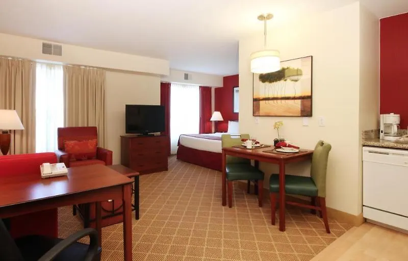 Hotel By Marriott 3*