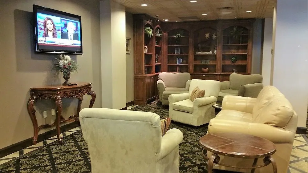 Hotel Of The Ozarks 3*