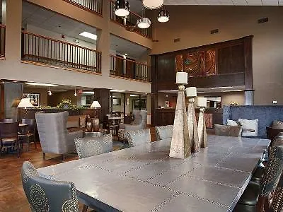 Hotel Western Music Capital 3*