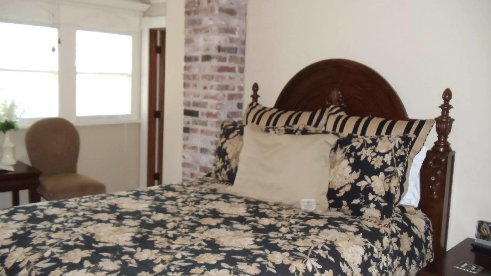 The House (adults Only) 3*