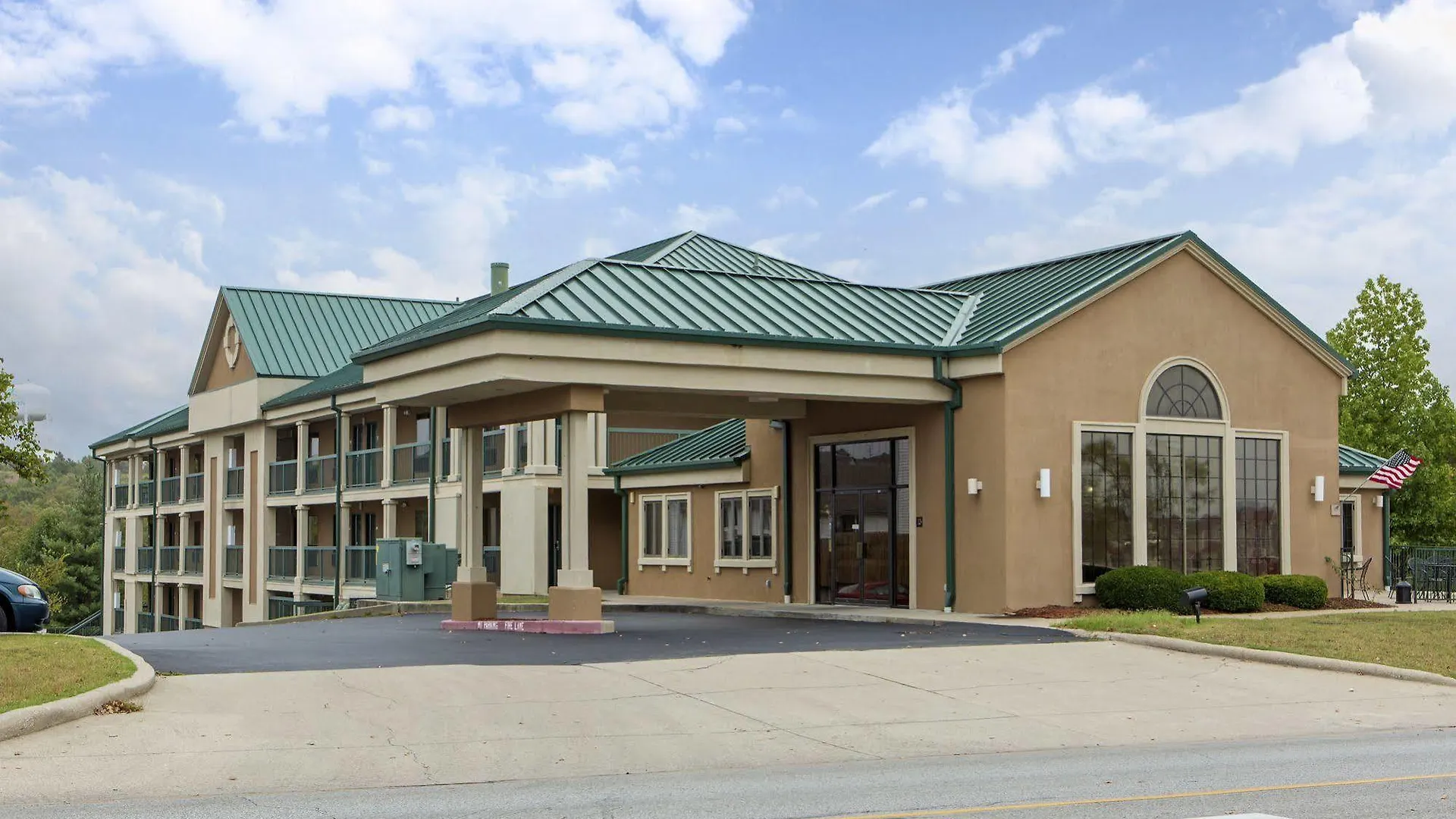 Baymont By Wyndham Thousand Hills