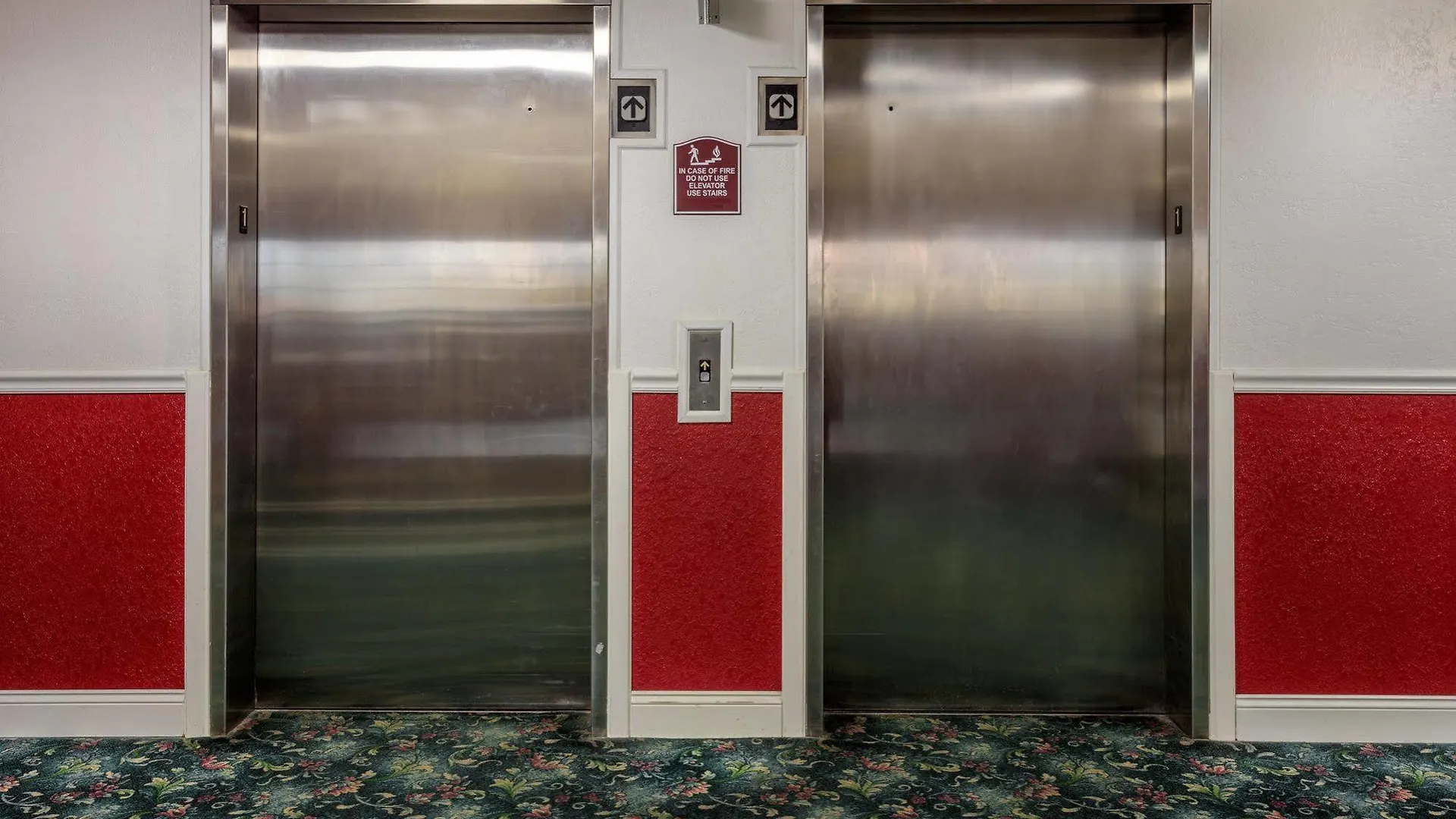 Hotel Towers 3*