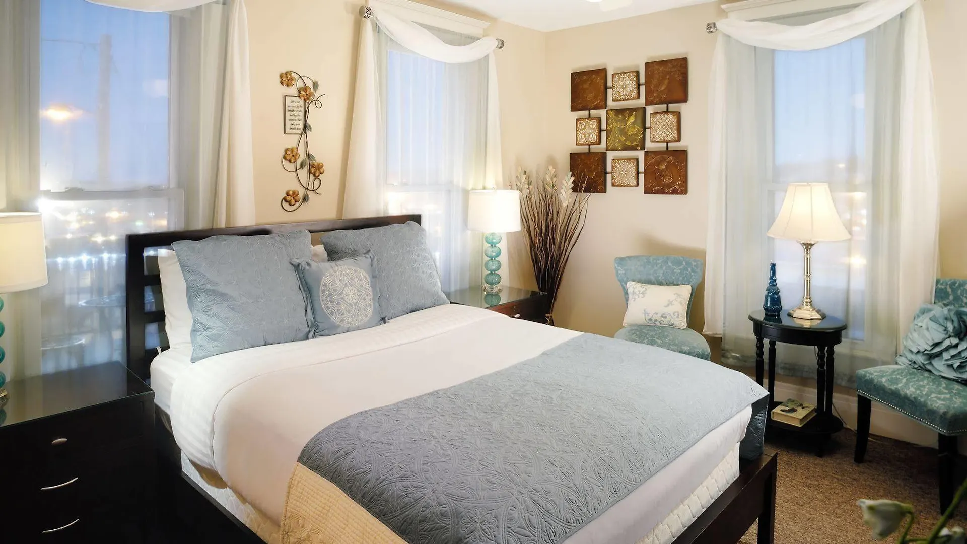 Hotel The