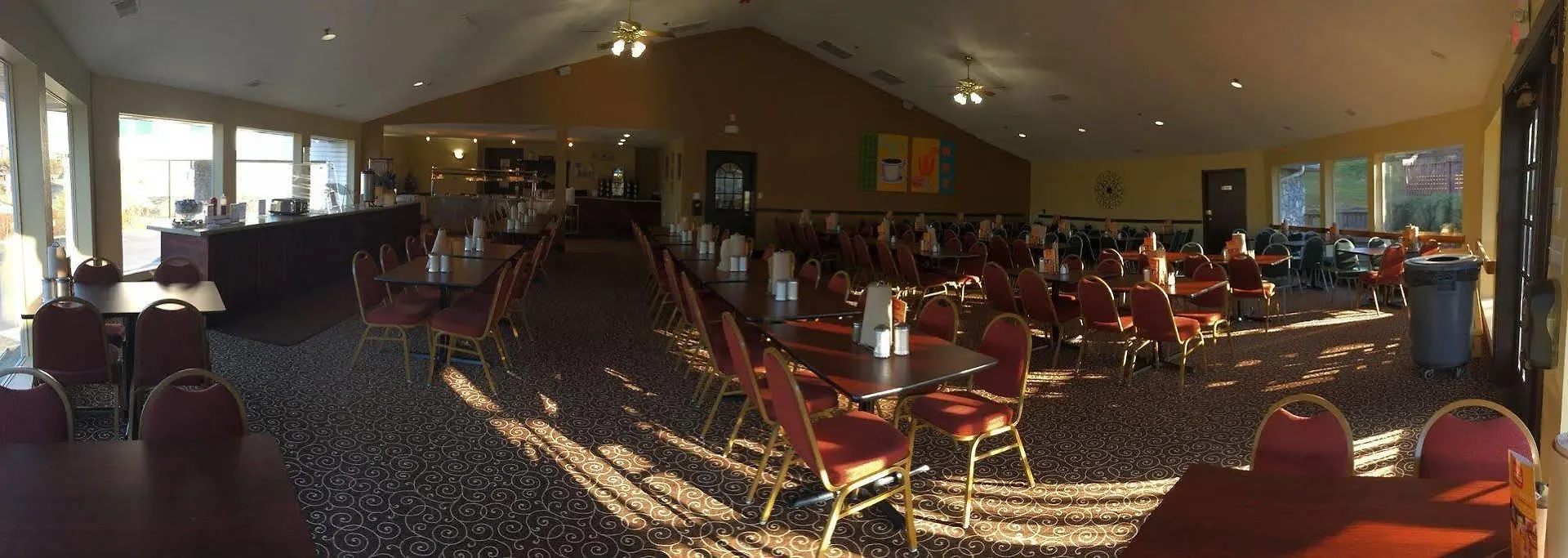 The Stone Castle & Conference Center 3*